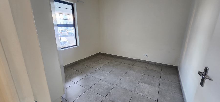 2 Bedroom Property for Sale in Parklands Western Cape